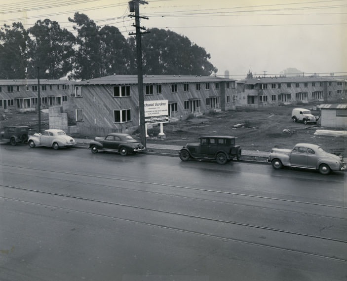 #35 Lockwood Gardens public housng development under construction in the Havenscourt, 1940s