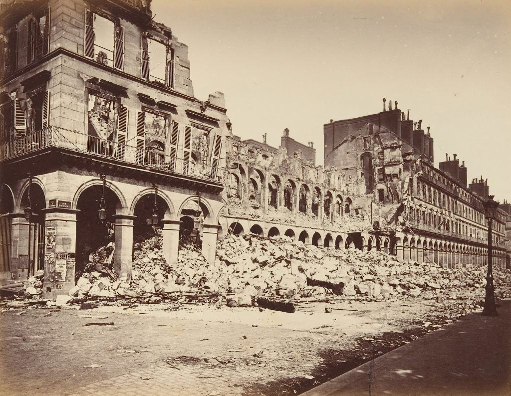 #6 Finance Ministry, Burned. Exterior View, 1871.