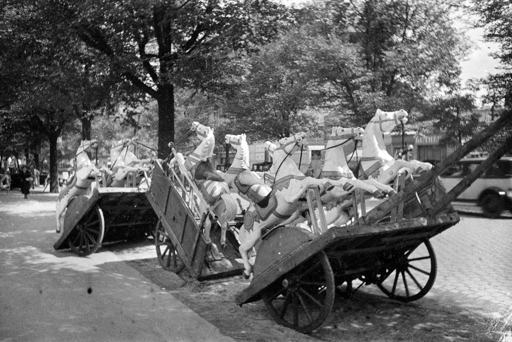 #34 Wooden horses on a handcart, 1935.