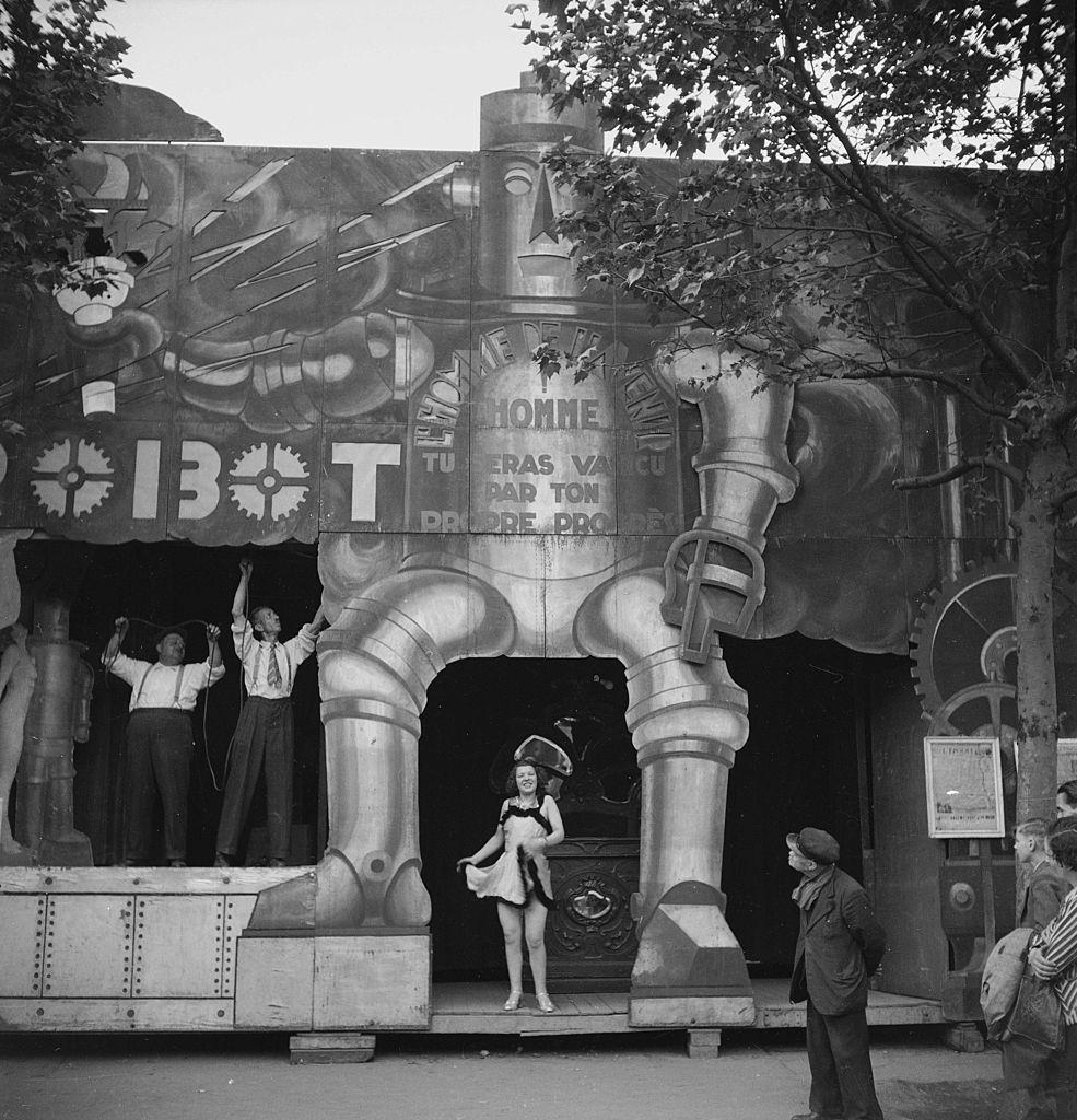 #5 Fun fair, 1935.
