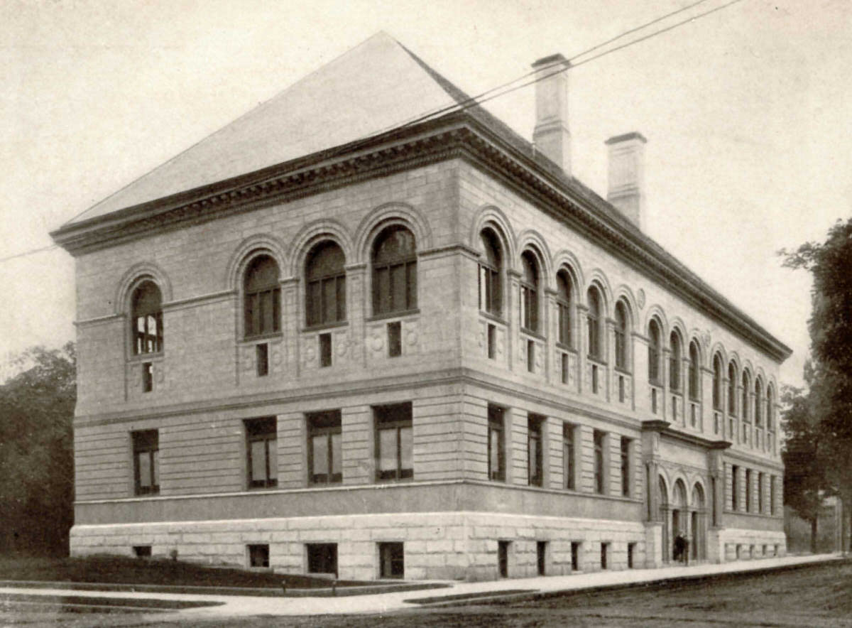 #13 Public Library, 1902
