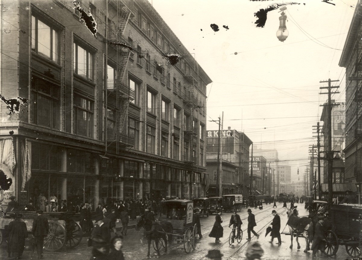 #33 SW 5th Avenue, circa 1905