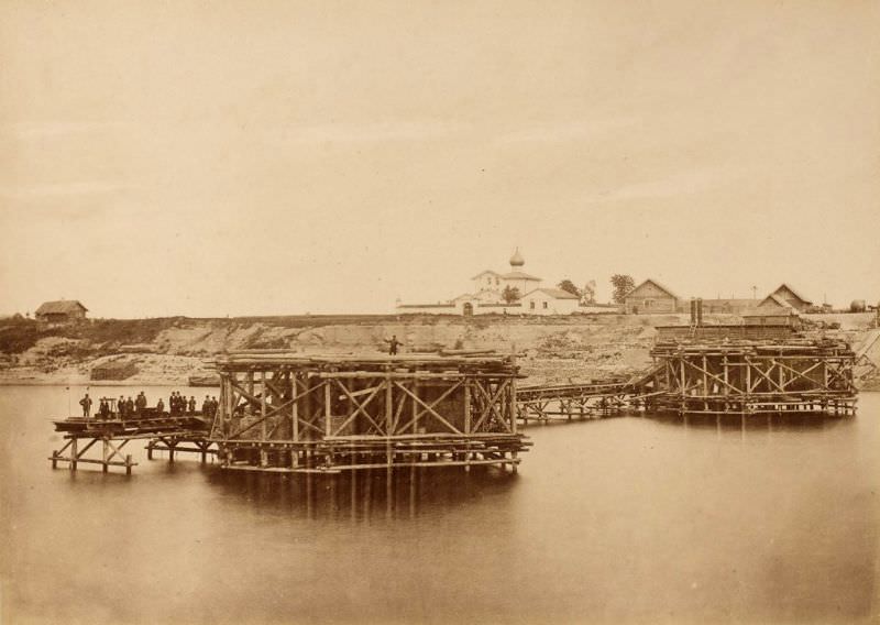 #1 Railway bridge over the Velikaya River (Riga Bridge), construction of the pillars, August 26, 1886