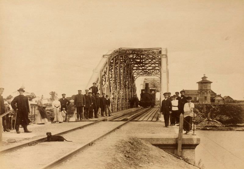 #25 Railway bridge over the Velikaya River (Riga Bridge), front view after the end of construction, May 26, 1889