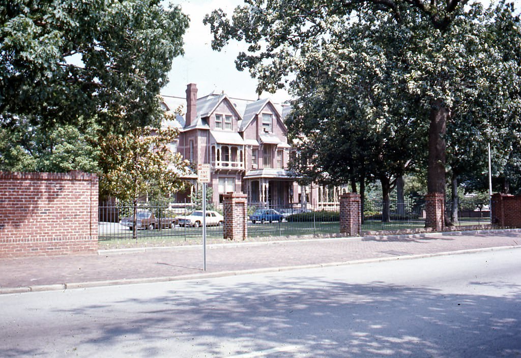#29 North Carolina Executive Mansion, Raleigh, 1970s