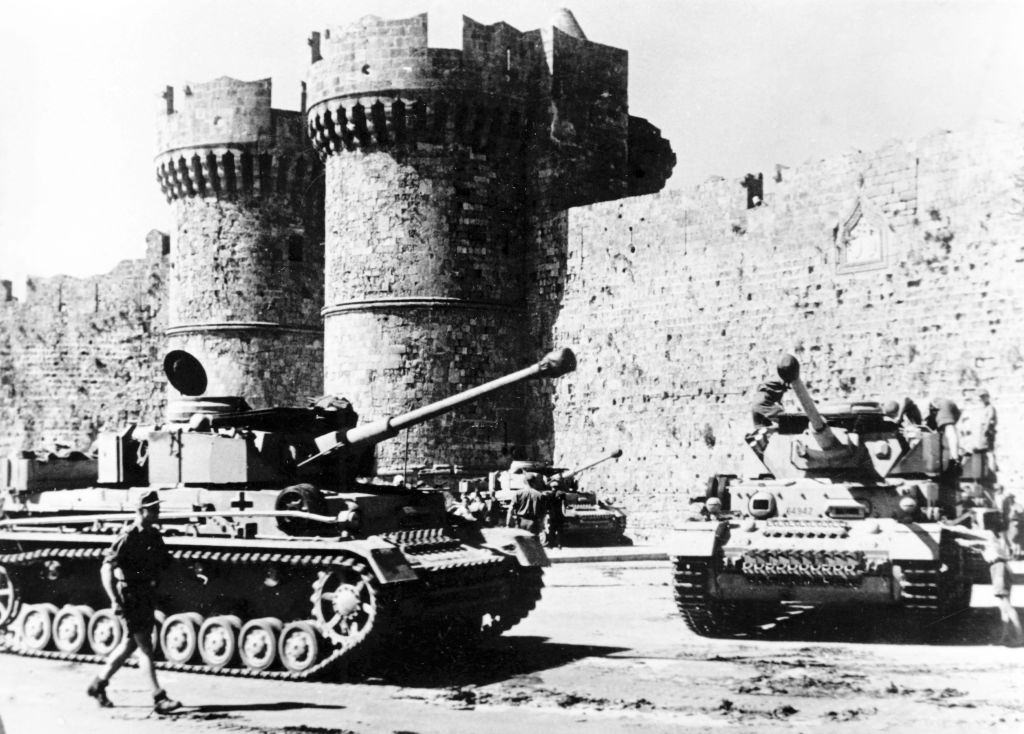 #24 German troops in Rhodes during WWII, 1943.