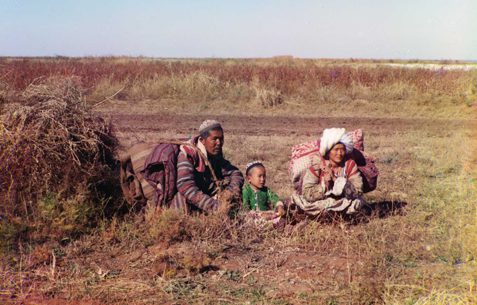 #121 Nomadic Kirghiz on the Golodnaia Steppe in present-day Uzbekistan and Kazakhstan, 1910.