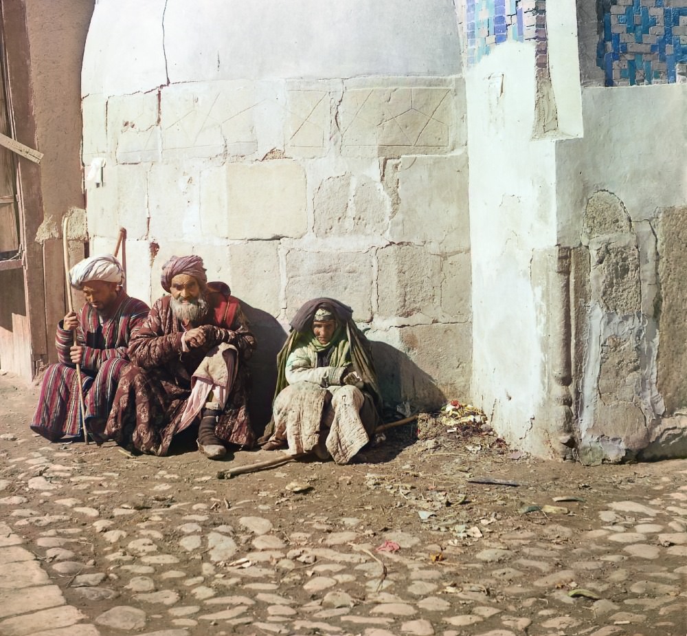 #58 Paupers. Samarkand, 1911