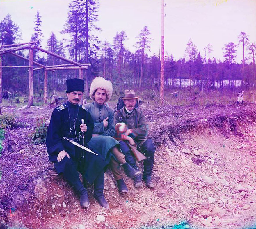 #72 A group of men, 1915