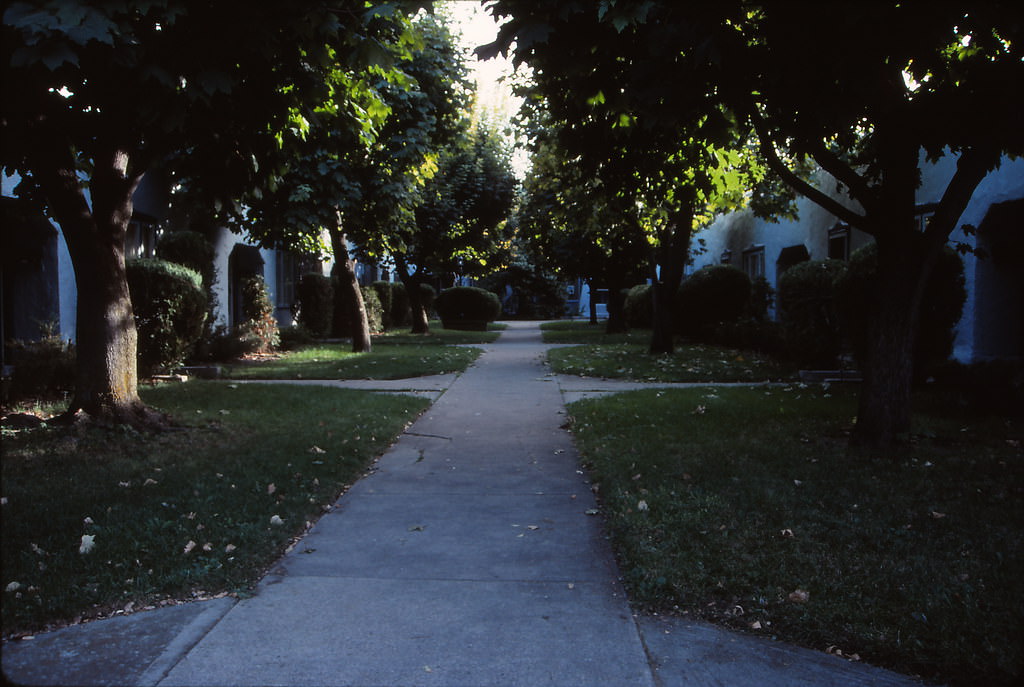 #52 Courtyard for Rowhomes, near Trolley Square, Salt Lake City, 1990s