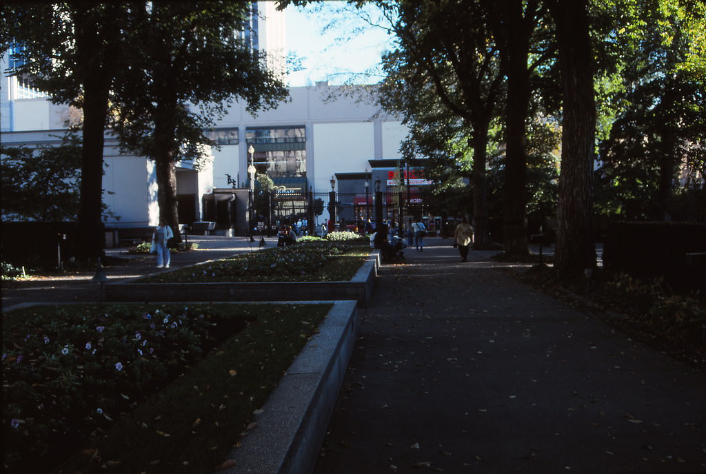 #9 Temple Square, 1990s
