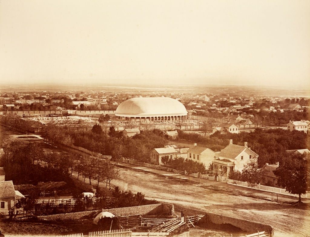 #12 View over Salt Lake City with a Mormon Temple in the centre, 1900.