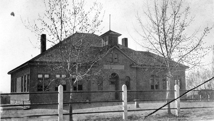 #27 Crescent School, 1916