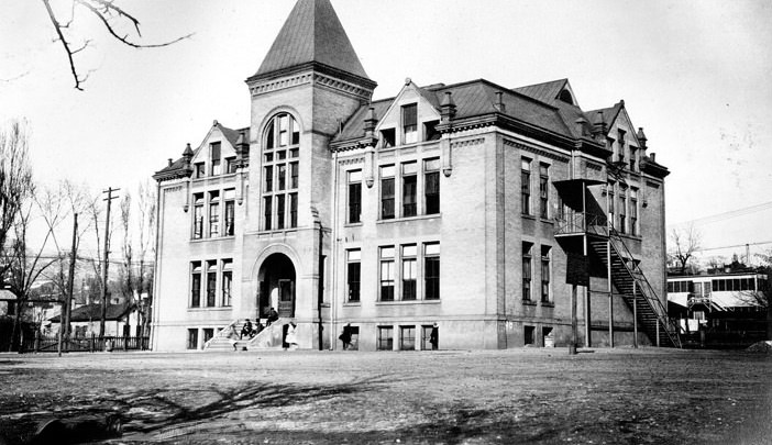 #44 Junior High School West Side, 1916