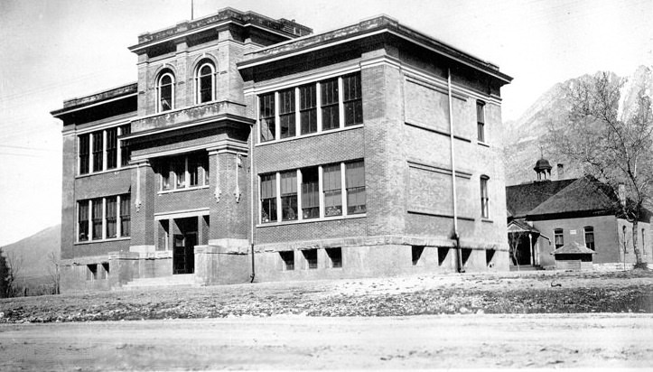 #62 Oakwood School, 1916