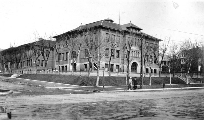 #90 Wasatch School,1916