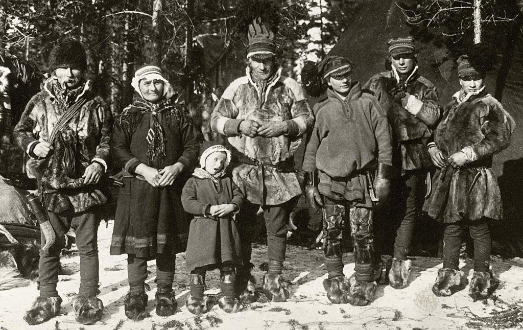 #17 Swedish Sami family from the turn 1800 – 1900