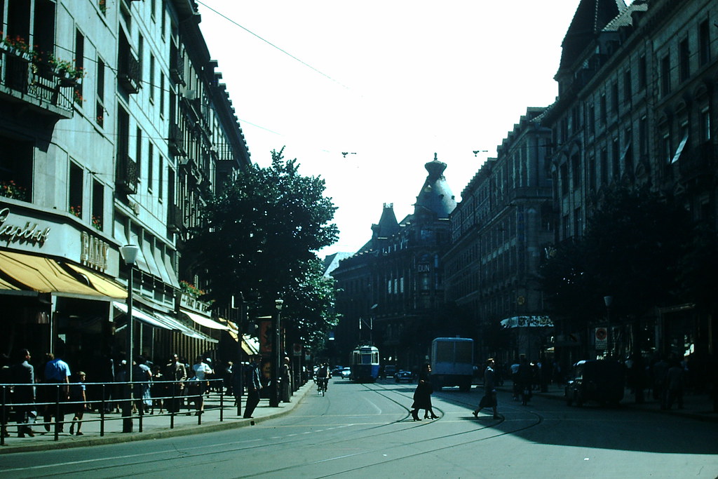 #39 Bahnhofstrasse- Zurich, Switzerland, 1953