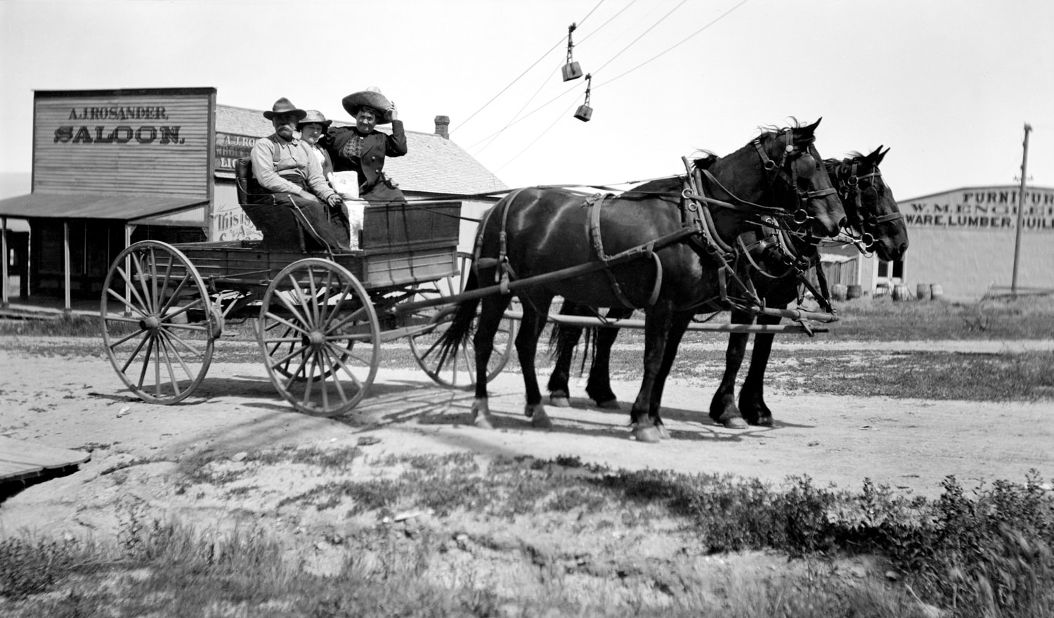 #32 Mr. and Mrs. Shafe and Agnes Brackley, 1914