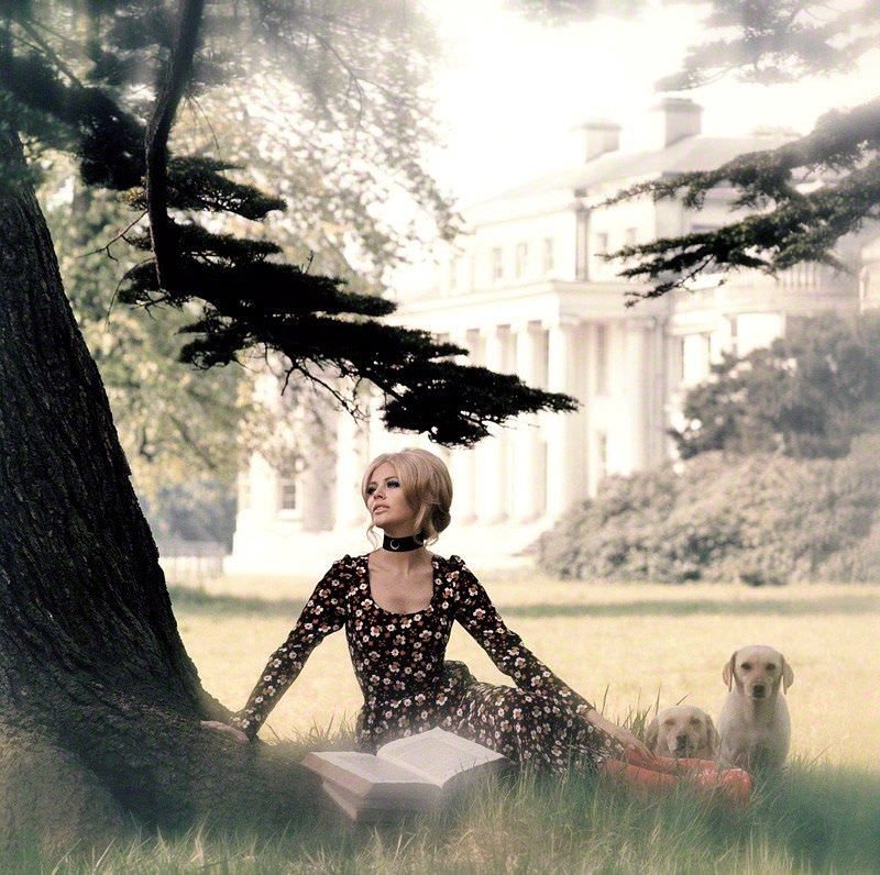 #27 Britt Ekland, 1970