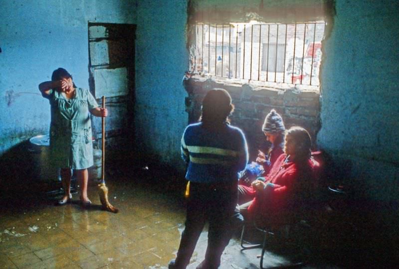 #41 Soup kitchen, La Victoria, Santiago, 1988