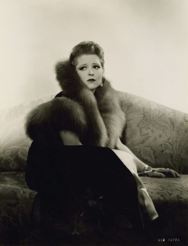 #10 Clara Bow