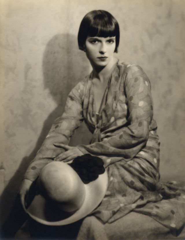 #38 Louise Brooks