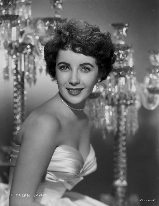 #35 Elizabeth Taylor, 1947