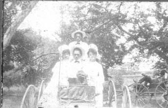 #37 Minnie Mae Bailey Thomas with friends in buggy, 1906