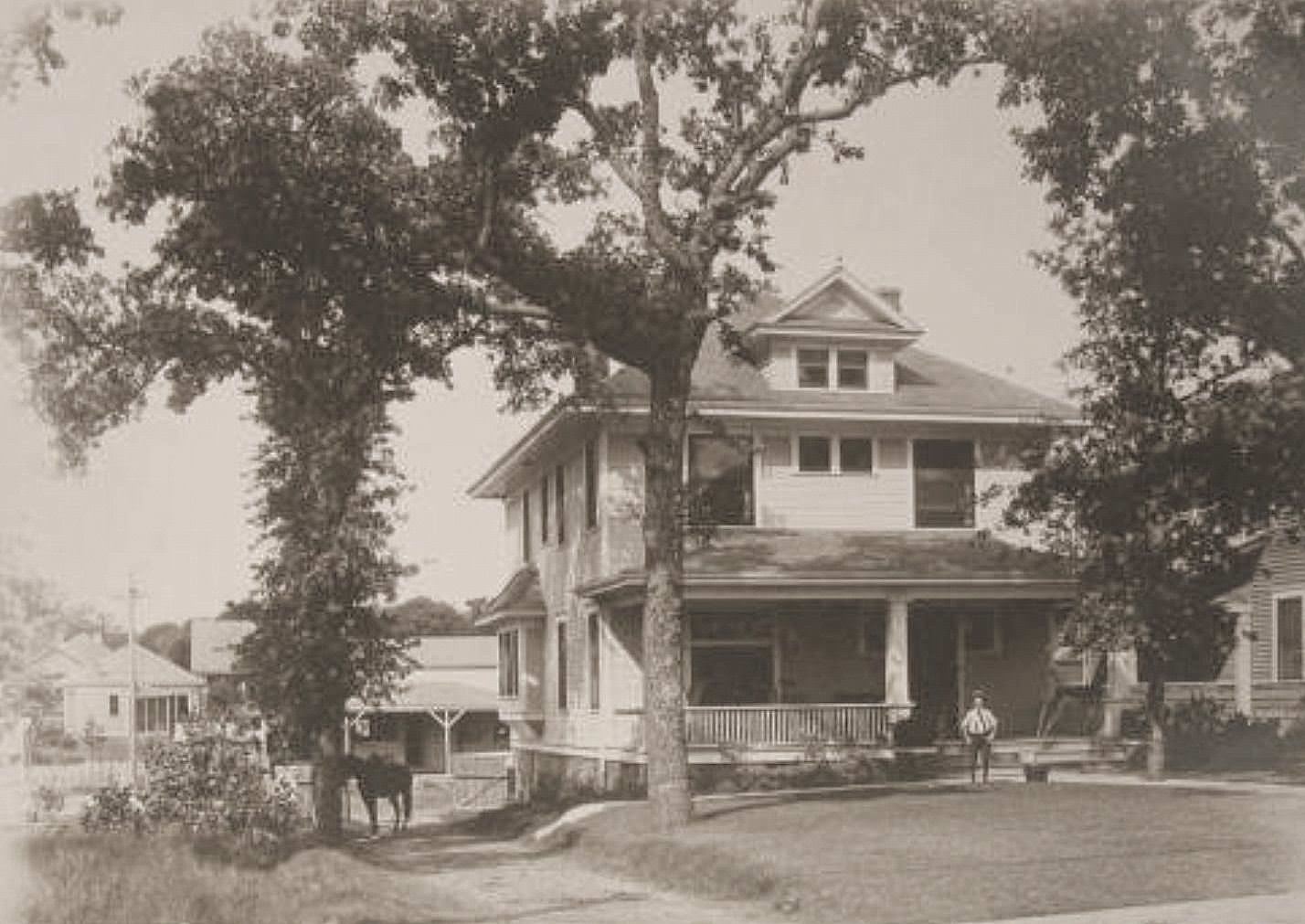 #57 Irish house in Dallas, 1910.