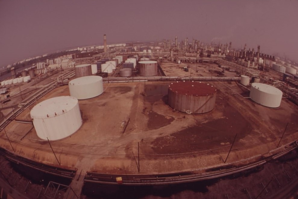 #67 Gulf Refinery – From The Penrose Bridge, August 1973