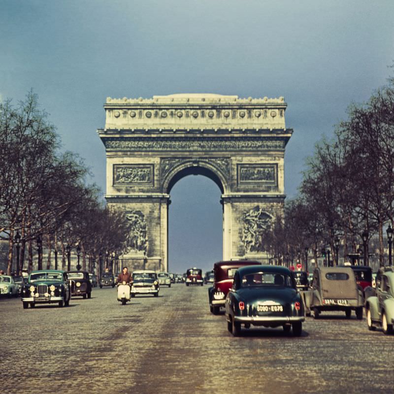 #47 Arc de Triomphe, Paris, 1950s