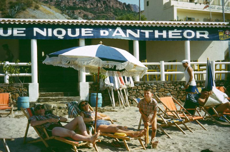 #87 Bar Pique Nique, Anthéor, 1957