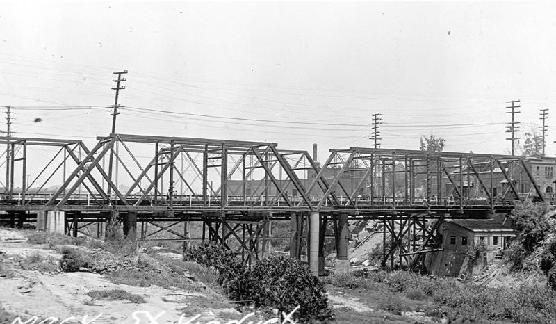 #8 1909 Macy Street Bridge, 1923