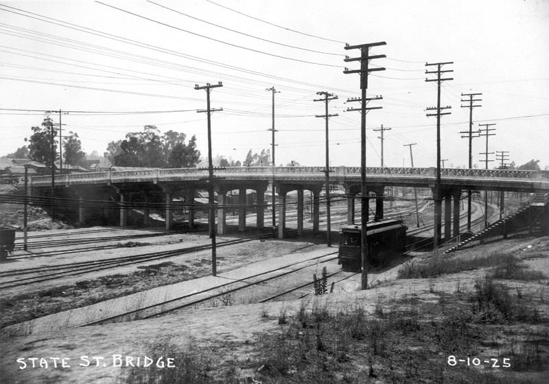 #49 Old State Street Bridge, 1925
