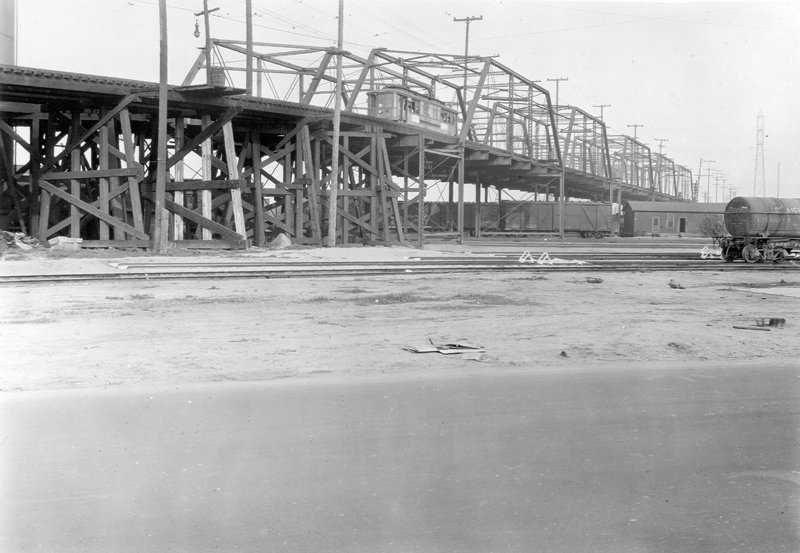 #73 Old East Fourth Street viaduct, 1926