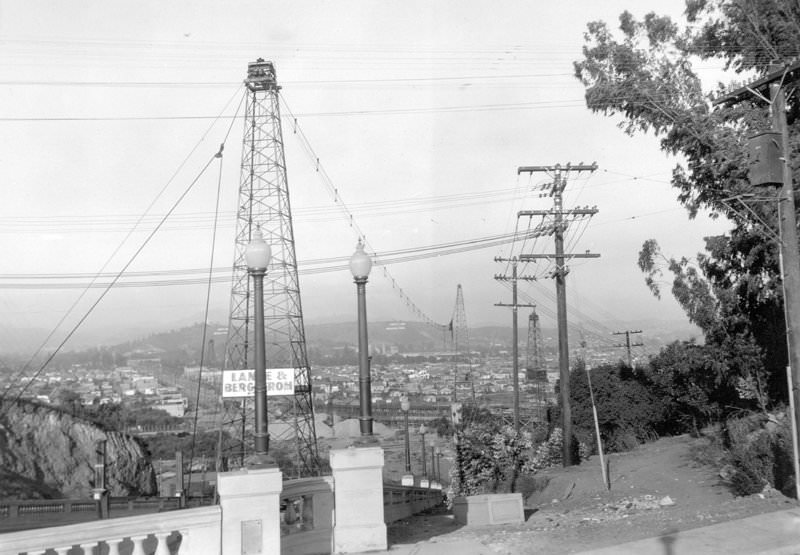 #91 Glendale Hyperion Viaduct looking north, 1927