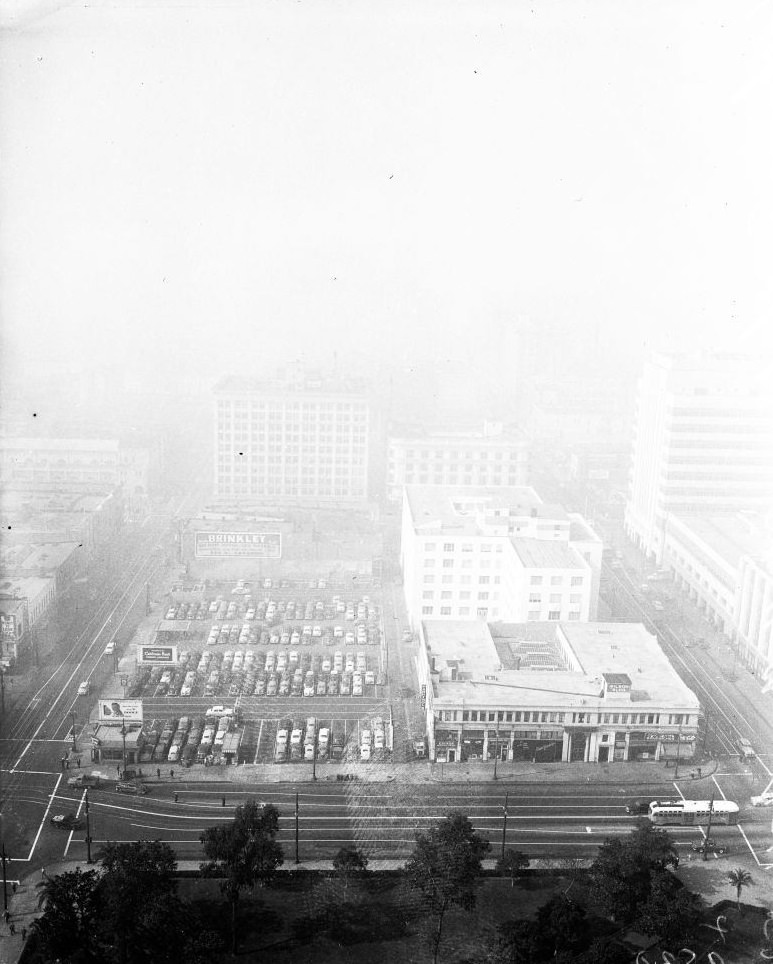 #100 Looking at Union Depot, Smog 1952