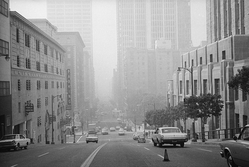 #140 Smog in Los Angeles, 1956