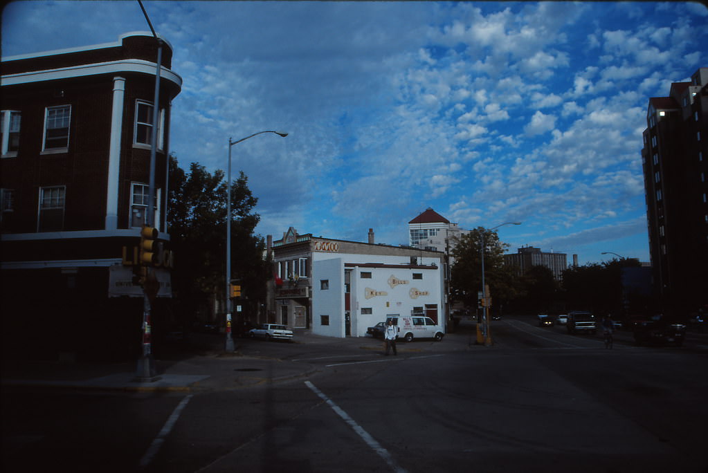 #45 Madison, 1990s