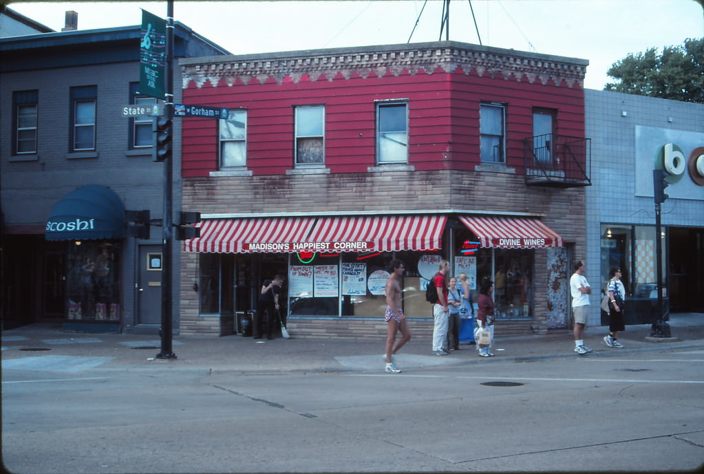 #48 State & Gorham, Madison’s Happiest Corner, 1999