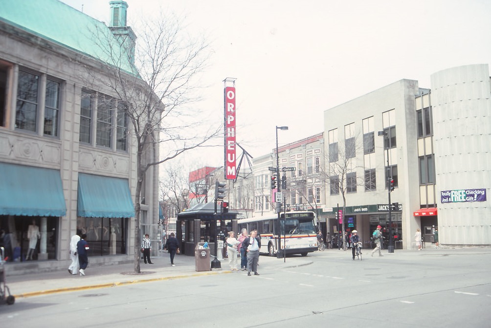 #11 State Street at Fairchild, Madison, April 1996