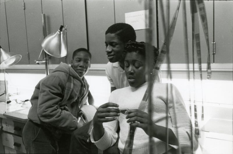 #52 Students working in photo lab