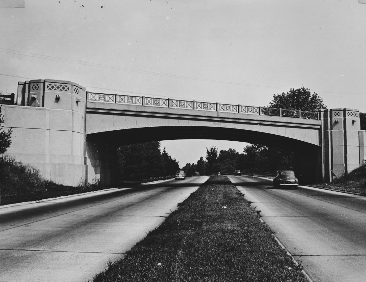 #19 Clinton Avenue Bridge