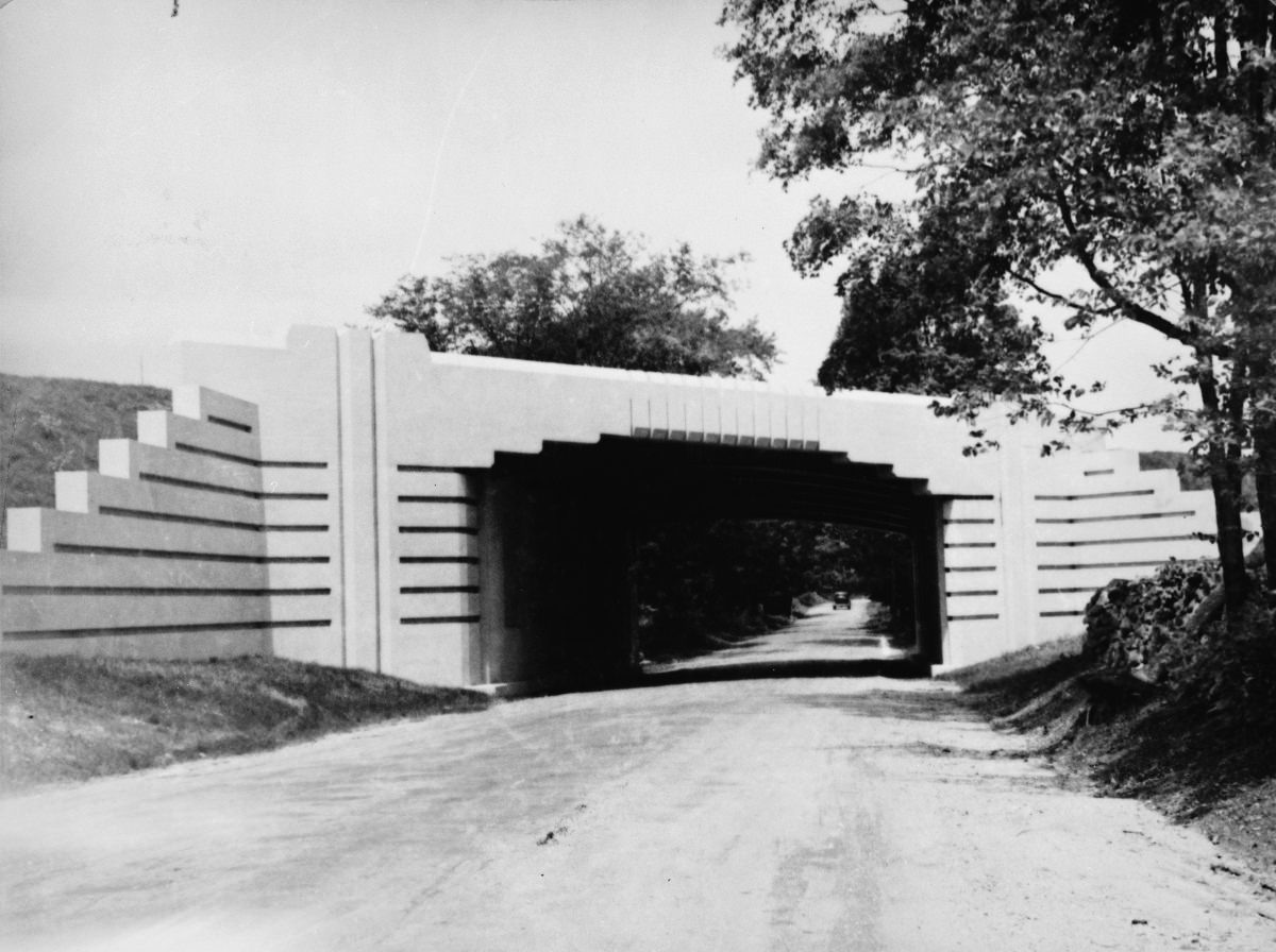 #20 Easton Road Looking at Merritt Parkway