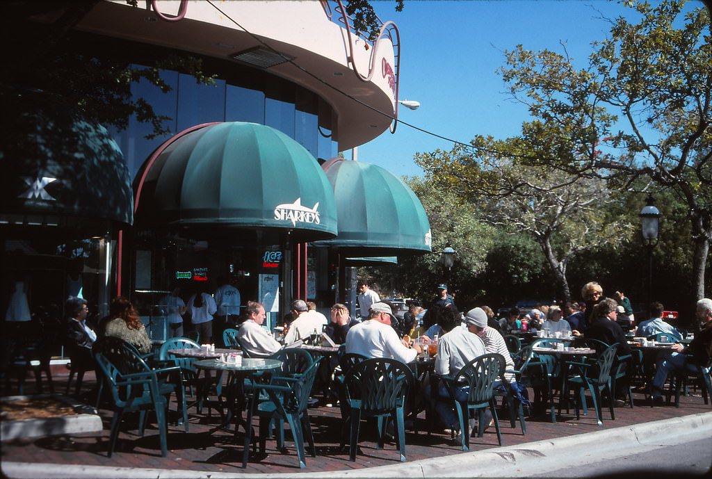 #35 Sharkey’s Miami, 1990s