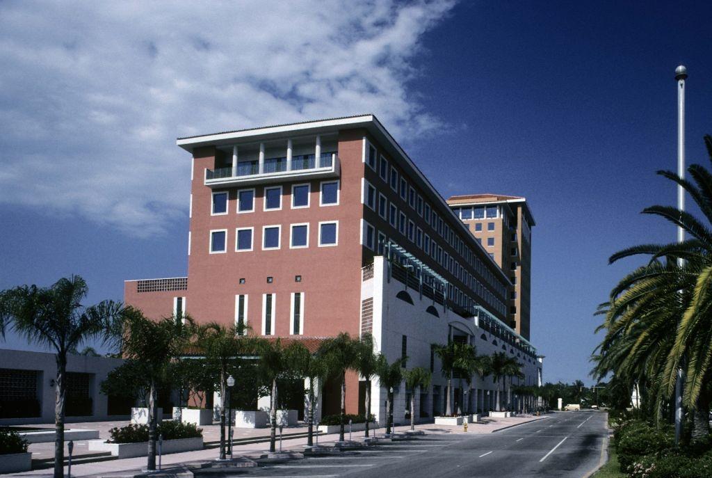 #45 Exterior view of the Hyat Hotel Coral Gables on May 25, 1992