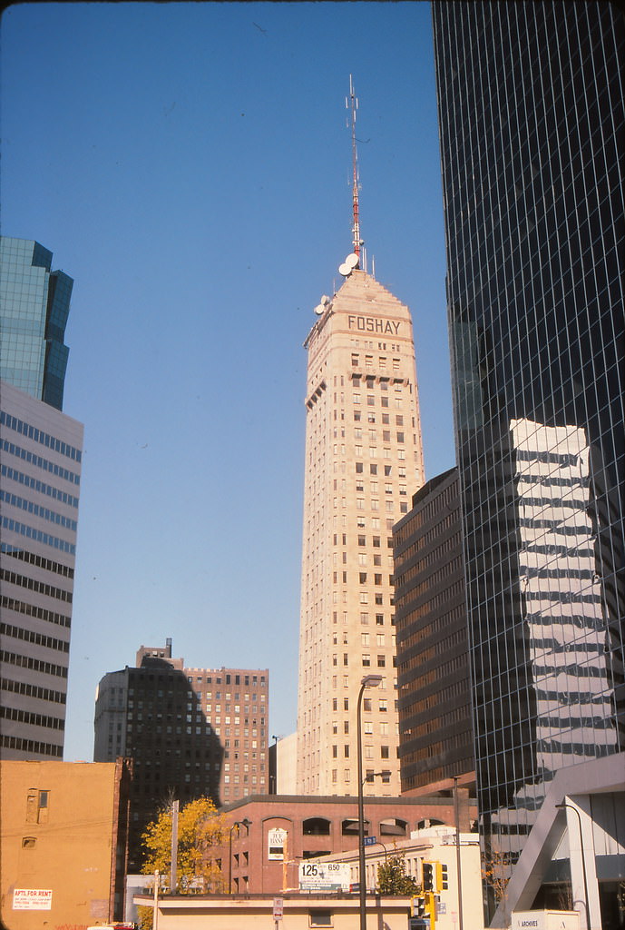 #115 Foshay Tower, Minneapolis, Sept 1991