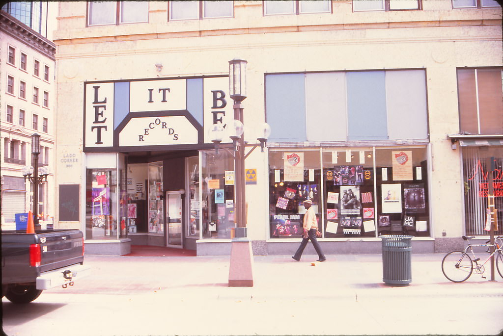 #119 Let It Be Records, 10th & Nicollet Mall, Minneapolis, August 1992