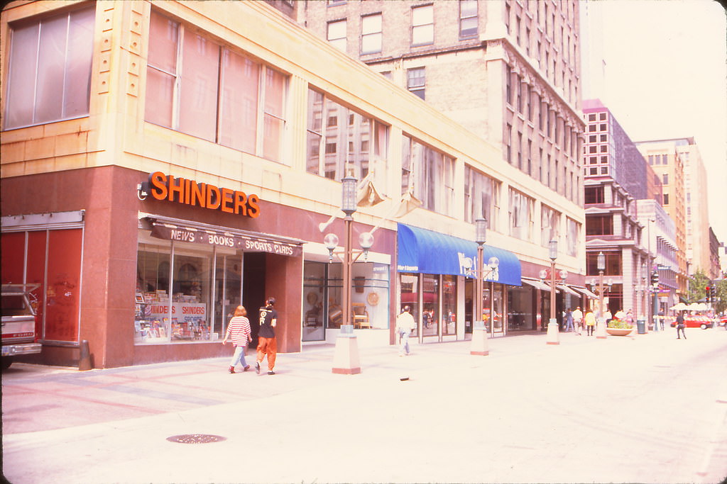 #120 Shinders, 900 Block of Nicollet Mall, Minneapolis, August 1992
